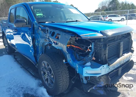 2022 Ford Maverick Xlt z USA, uszkodzony, nr VIN 3FTTW8E38NRA33834